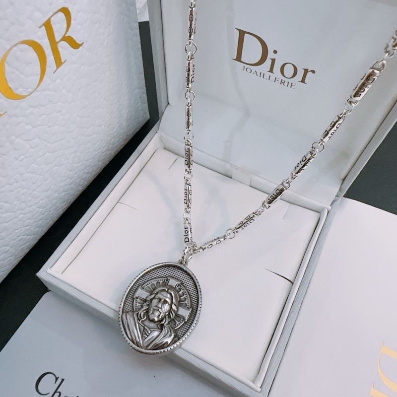 Christian Dior Necklaces